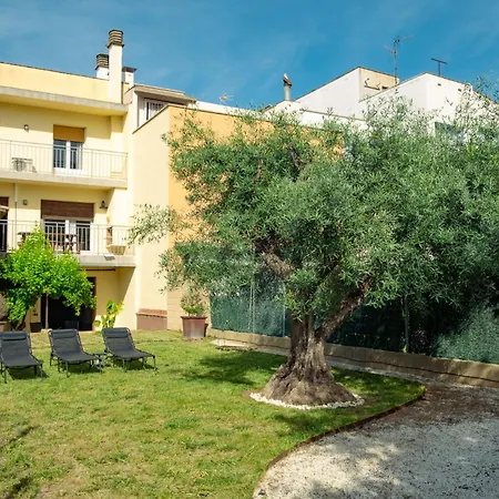 Holiday home L'olivera, Casa Figueres, Costa Brava , Barbacoa Figueres (Girona)