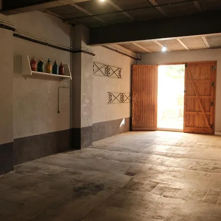 Holiday home L'olivera, Casa Figueres, Costa Brava , Barbacoa Figueres (Girona)